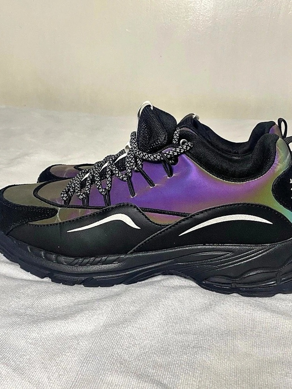 JAVI Dominance Men's Chunky Sneakers Size 9.5 EU 43 Black Iridescent Oil Spill